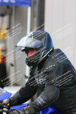 media/Mar-28-2022-Superbike Trackdays (Mon) [[b8603d0f67]]/Around the Pits/